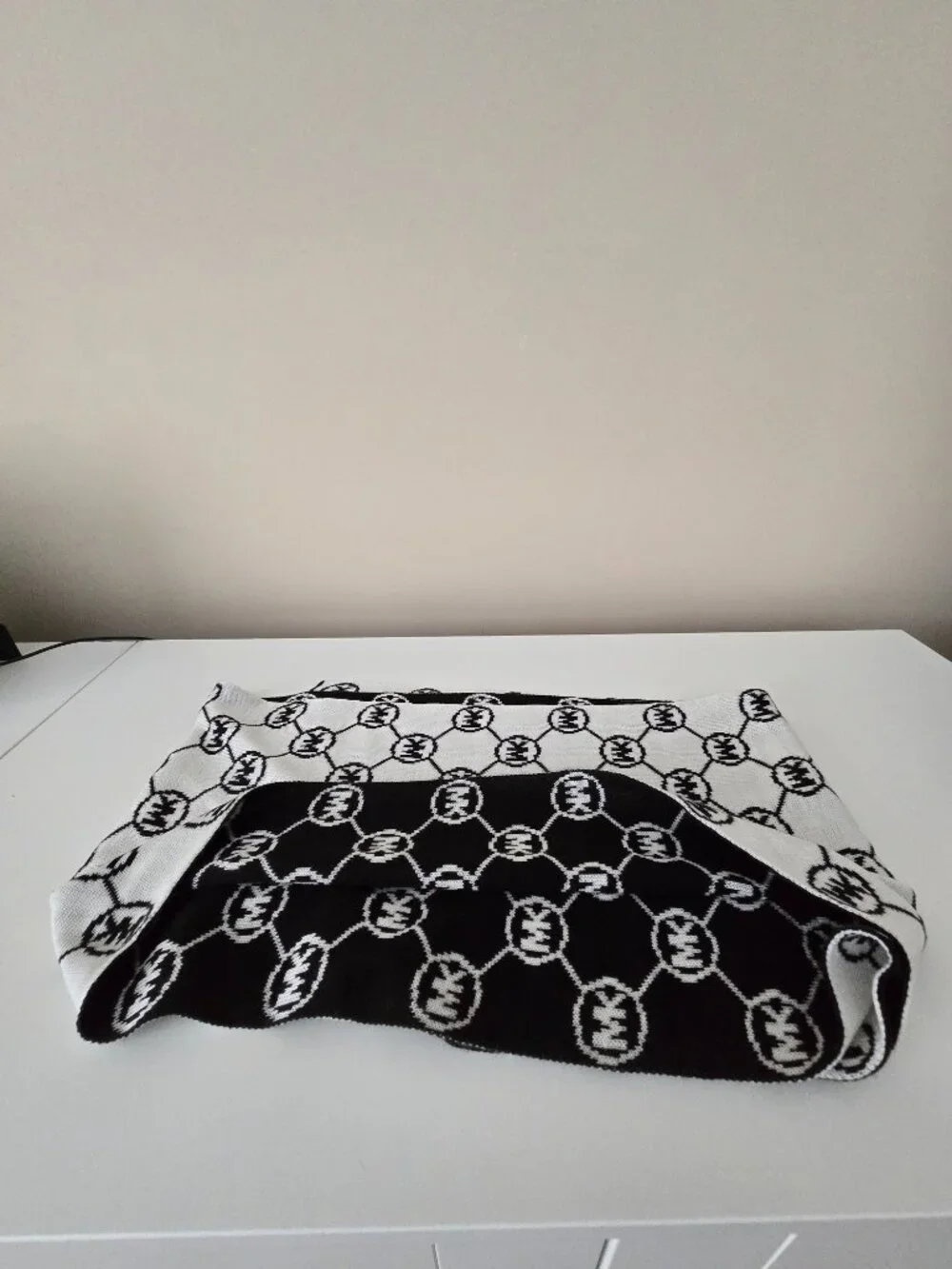 Michael Kors Reversible Scarf - NWOT